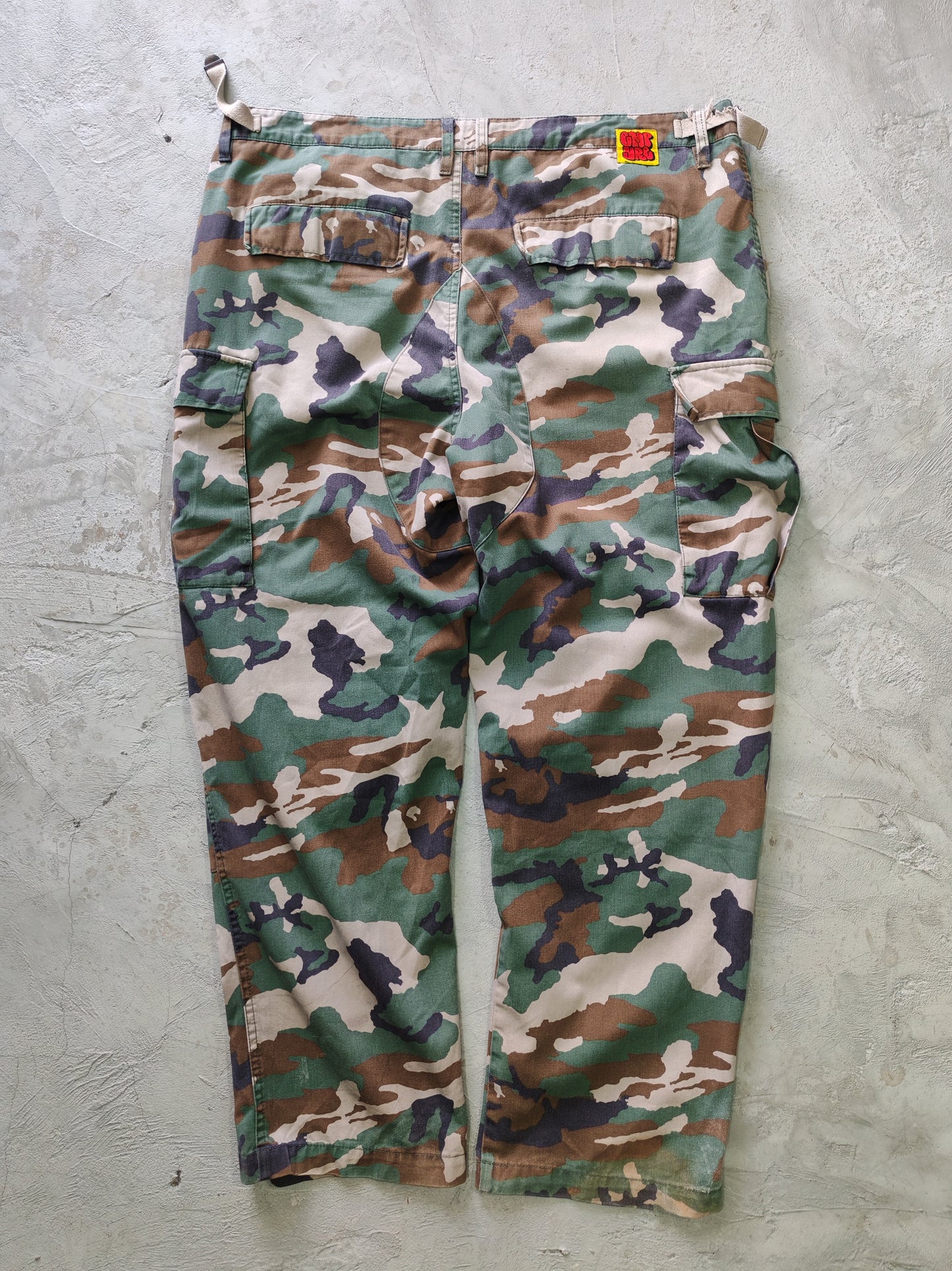 Cargo empyre relax Camo Woodland - Talla 36x32