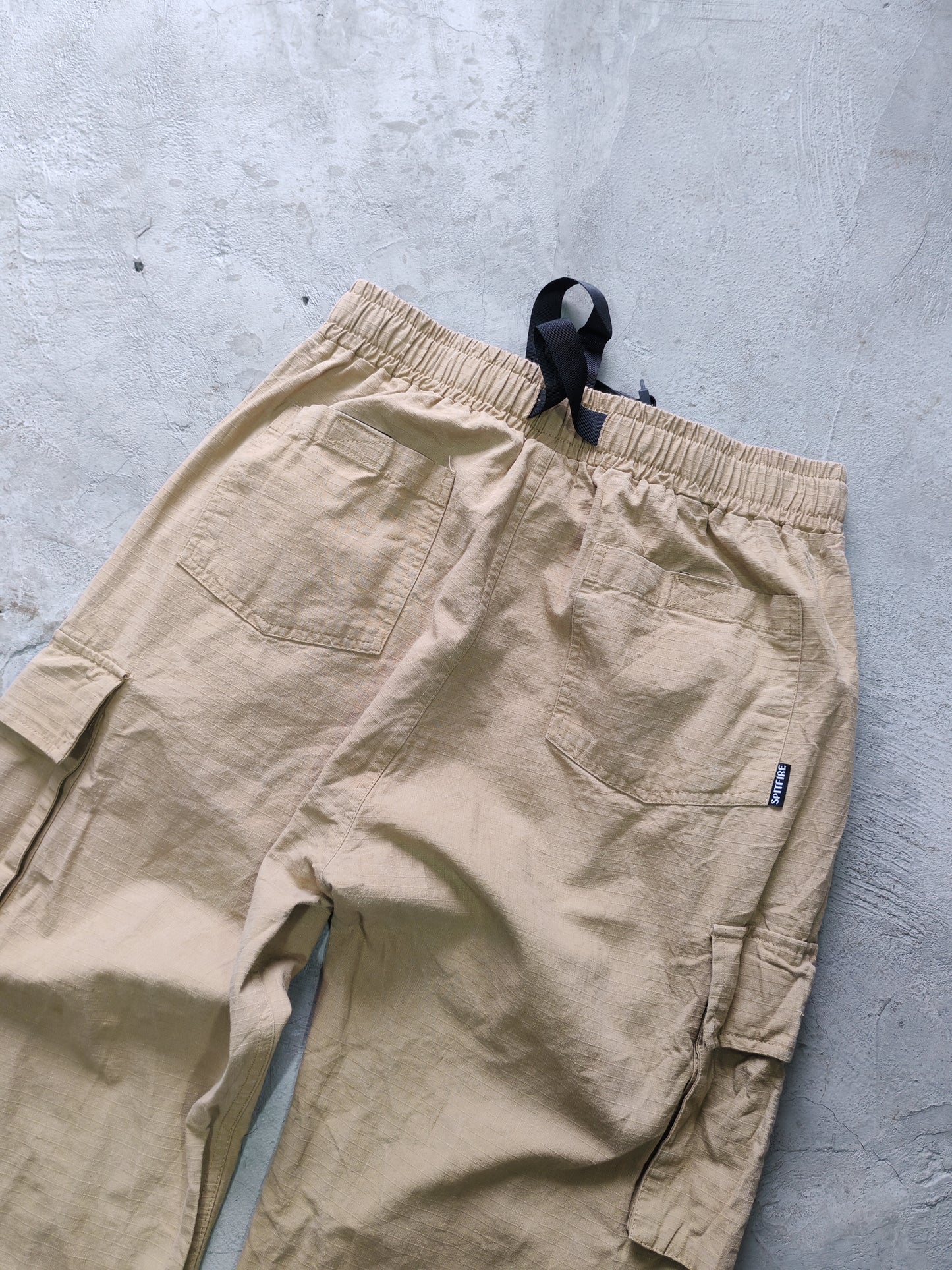 Spitfire Cargo Pants Beige – S
