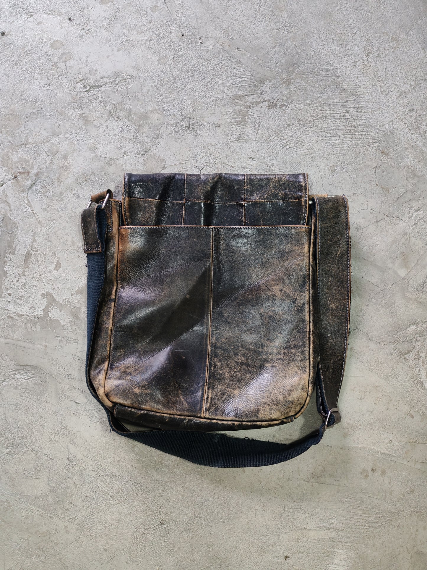 Kenneth Cole Distressed Leather Messenger Bag Brown