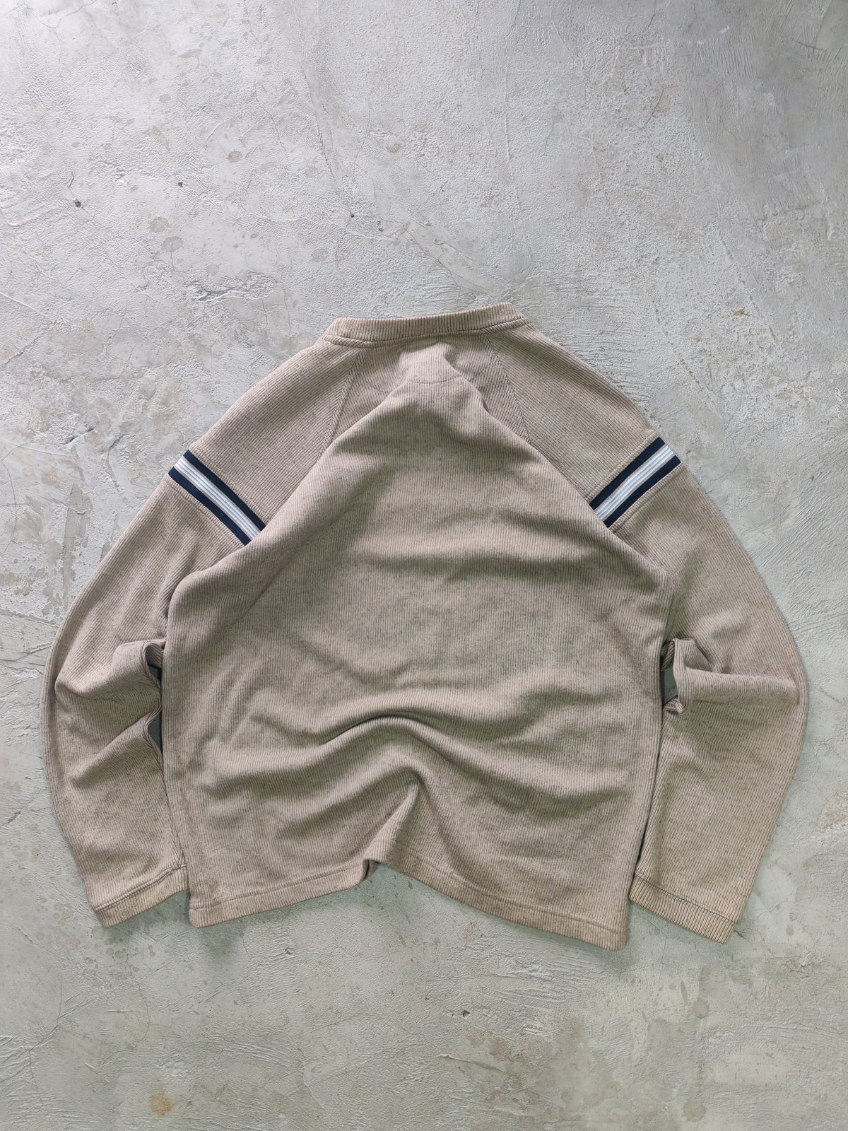 Suéter Extreme Gear Beige Acanalado Franjas en Contraste Talla M