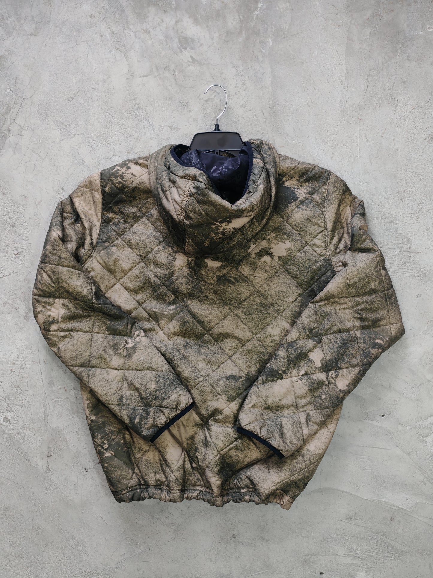 Puffer Jacket Oakley Camuflaje Arena — Talla XL