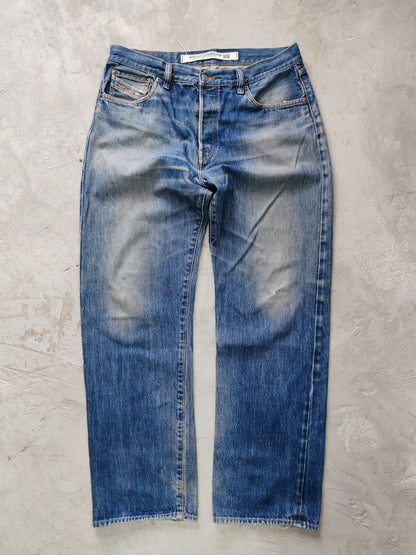 Jeans Diesel Industry Straight Azul Medio — Talla 36x32