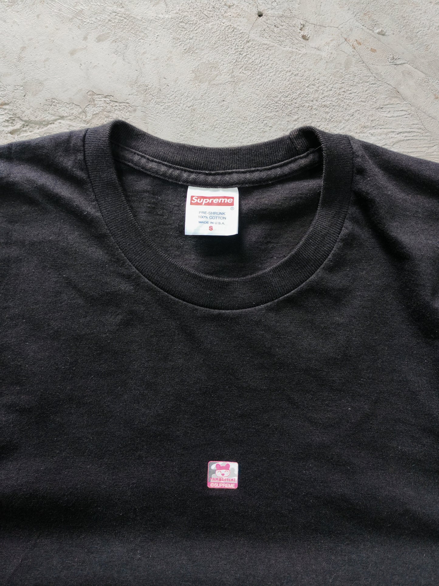 T-Shirt Supreme x Tamagotchi Negra Talla S (queda M)