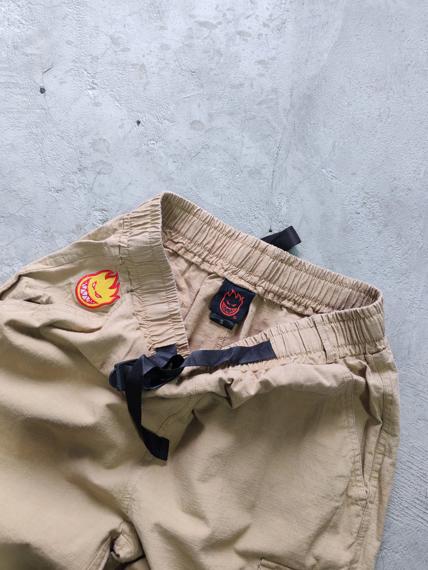 Spitfire Cargo Pants Beige – S