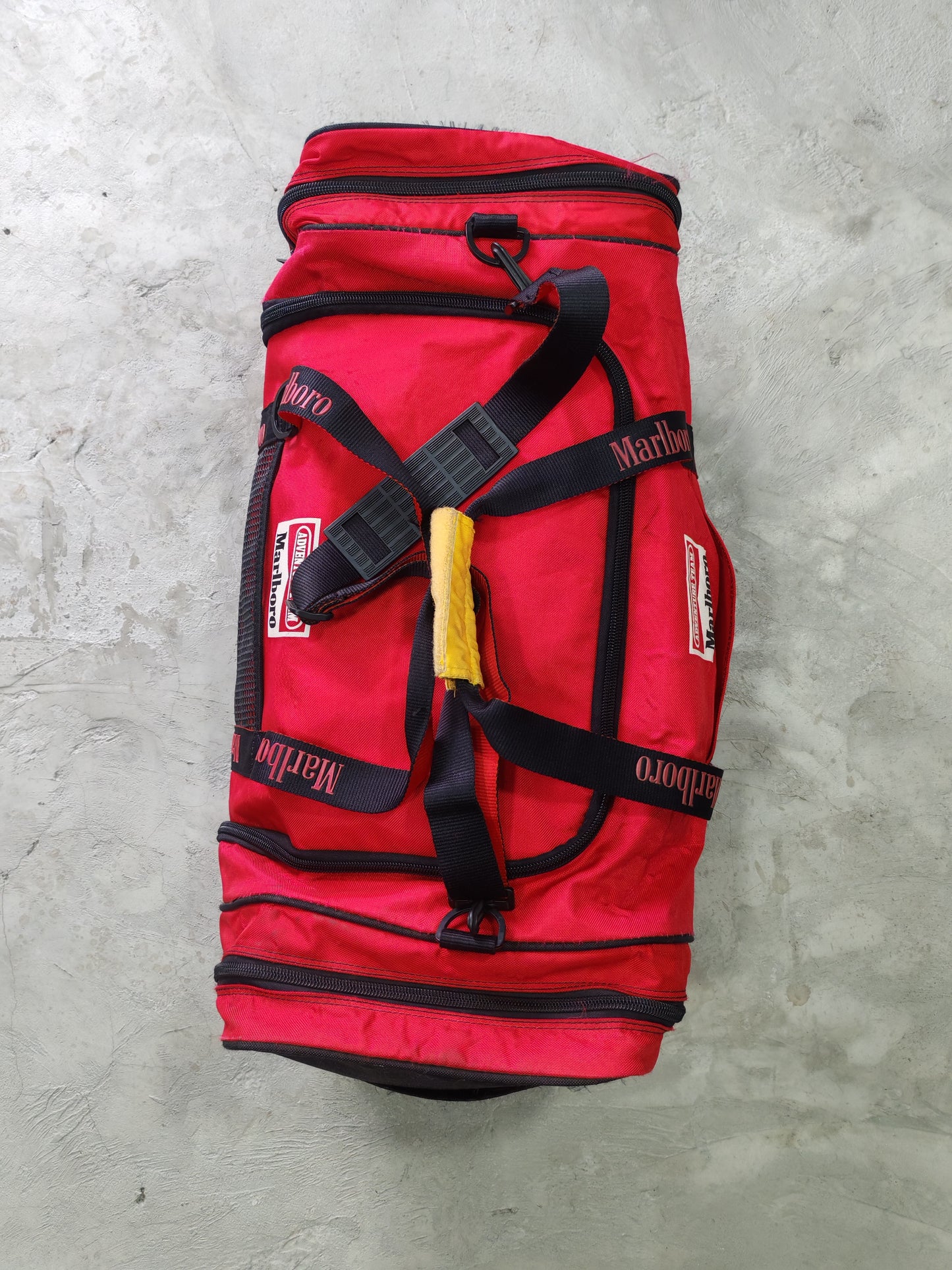 Maleta Duffle Marlboro Adventure Team Vintage con Ruedas