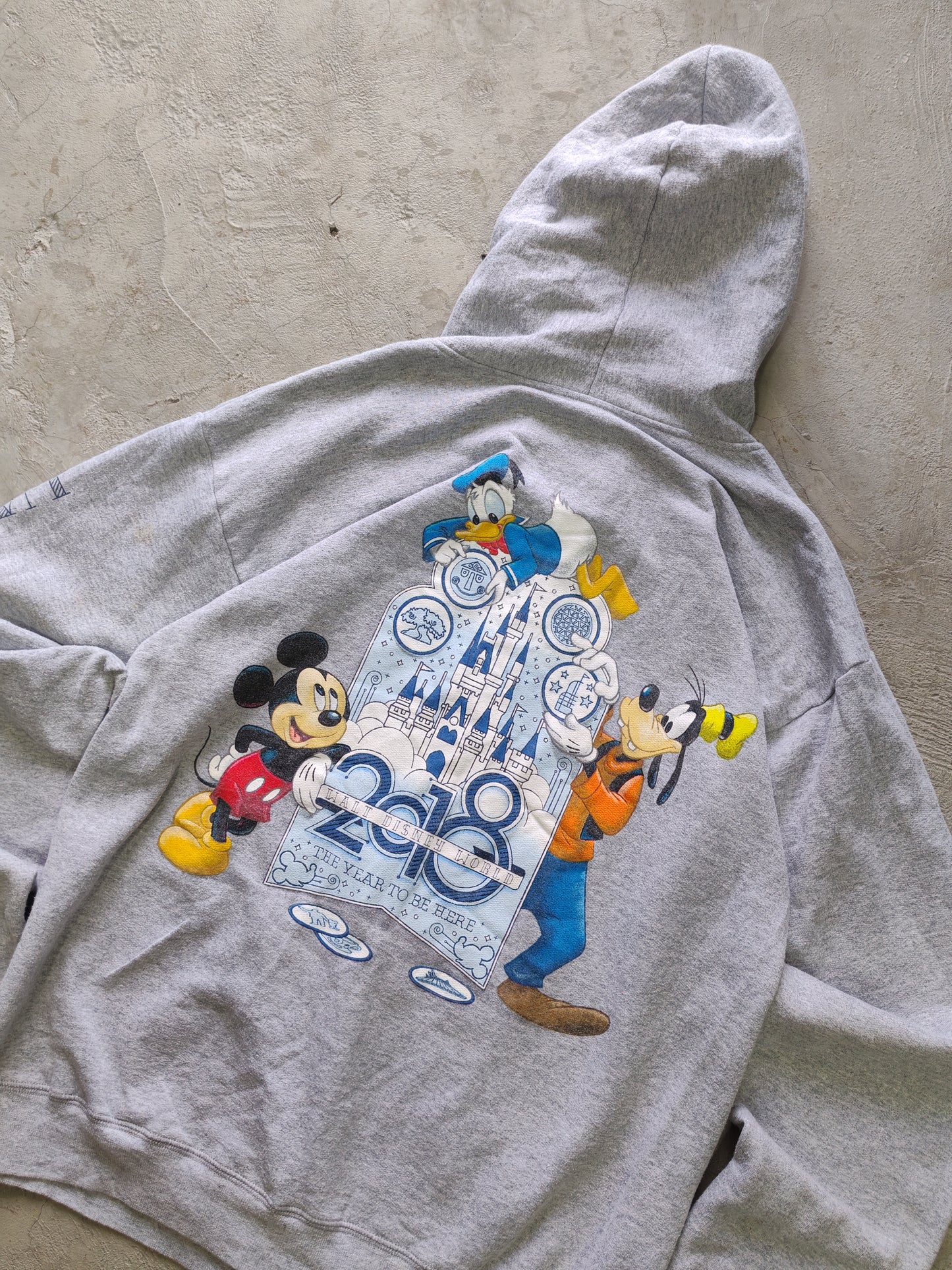 Walt Disney World 2018 Zip Hoodie Grey – M