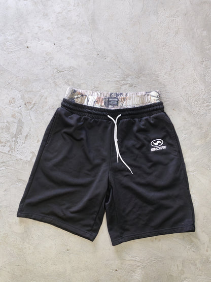Sincere x Manfinity Basketball Shorts Black Camo – L