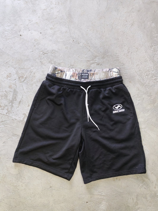 Sincere x Manfinity Basketball Shorts Black Camo – L