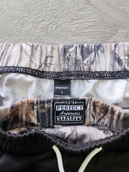 Sincere x Manfinity Basketball Shorts Black Camo – L