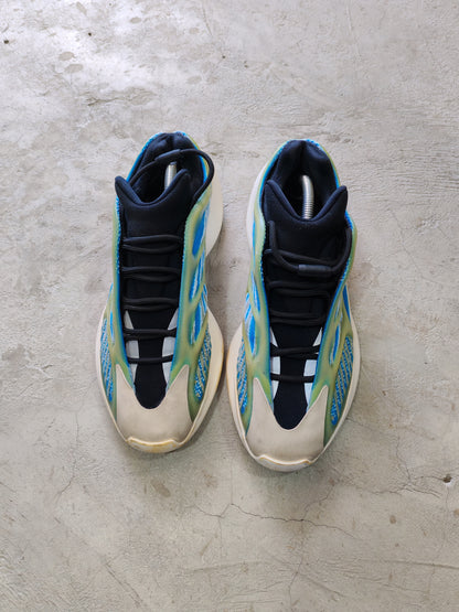 Adidas Yeezy 700 V3 Arzareth – US 10 / EU 44
