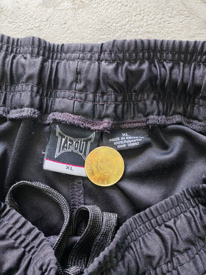 Short Tapout Negro — Talla XL
