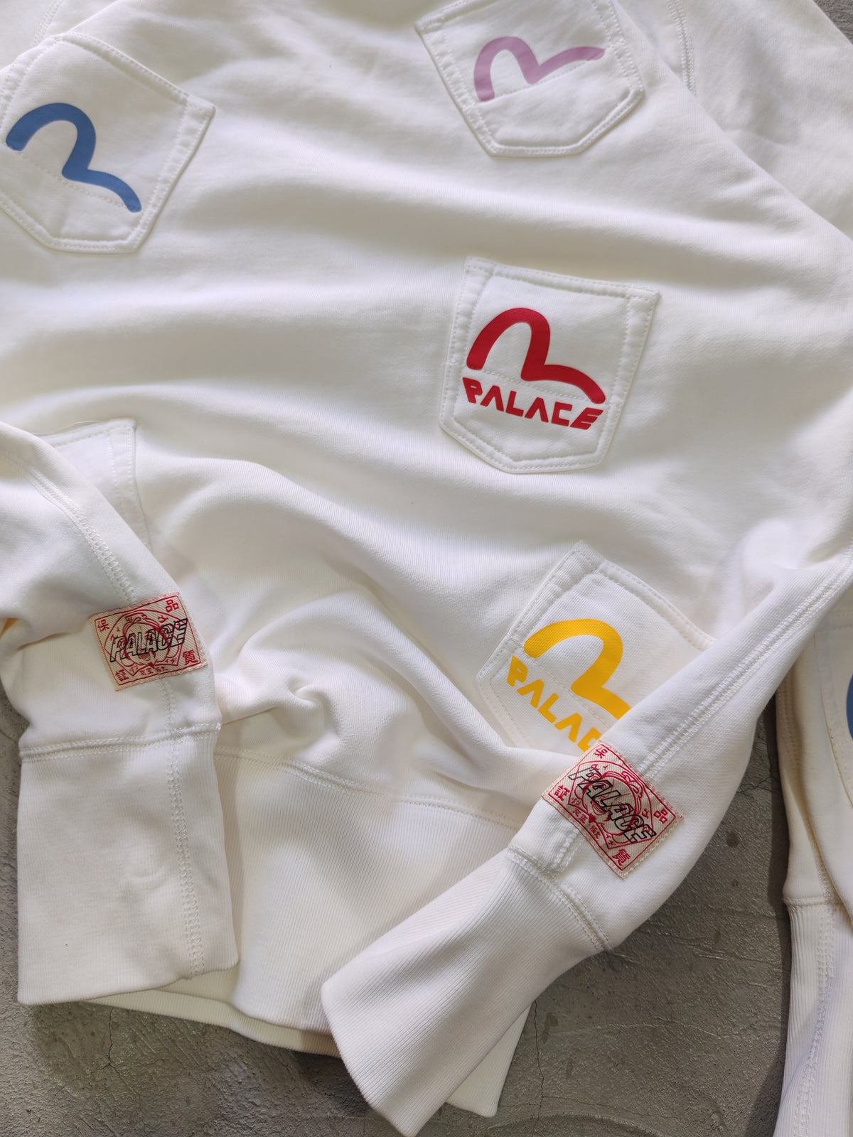 Crewneck Evisu x Palace Multicolor — Talla M