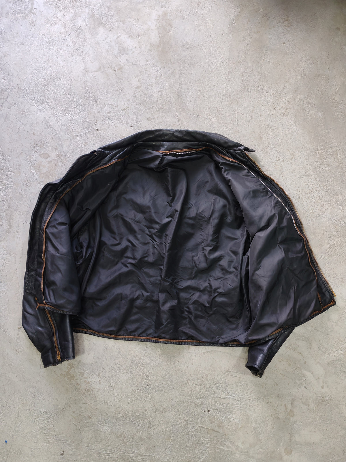 Jacket Second Chance Negro — Talla L