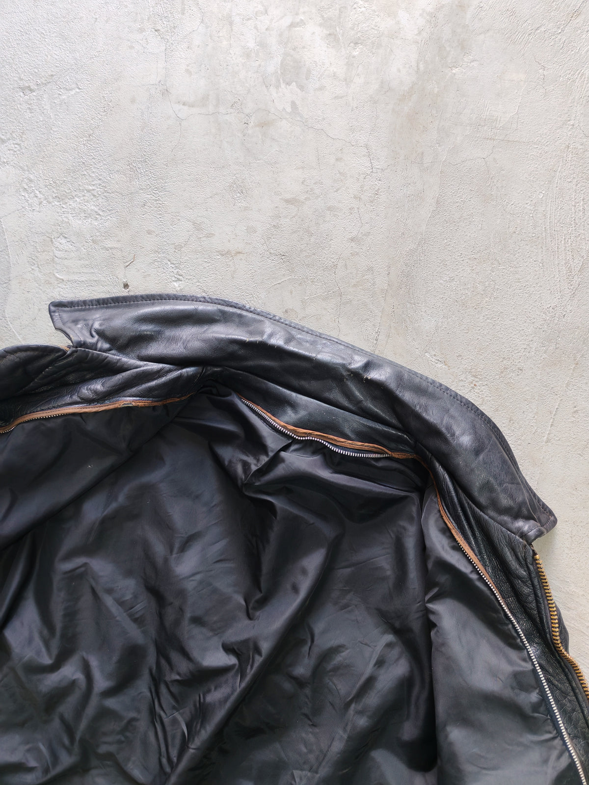 Jacket Second Chance Negro — Talla L