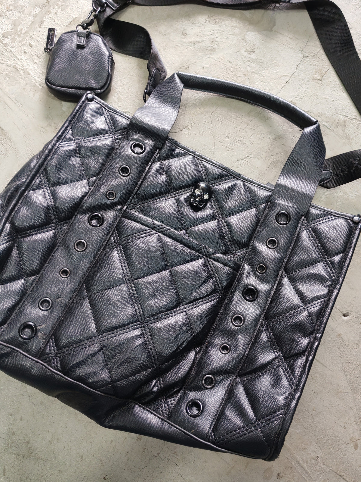 Betsey Johnson Quilted Skull Tote Bag Negra – Gótico Streetwear Accesorios