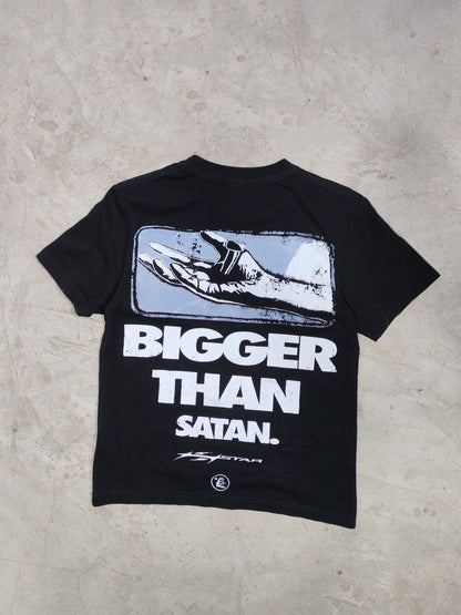 Playera Hellstar Negra Savior Bigger Than Satan Talla S