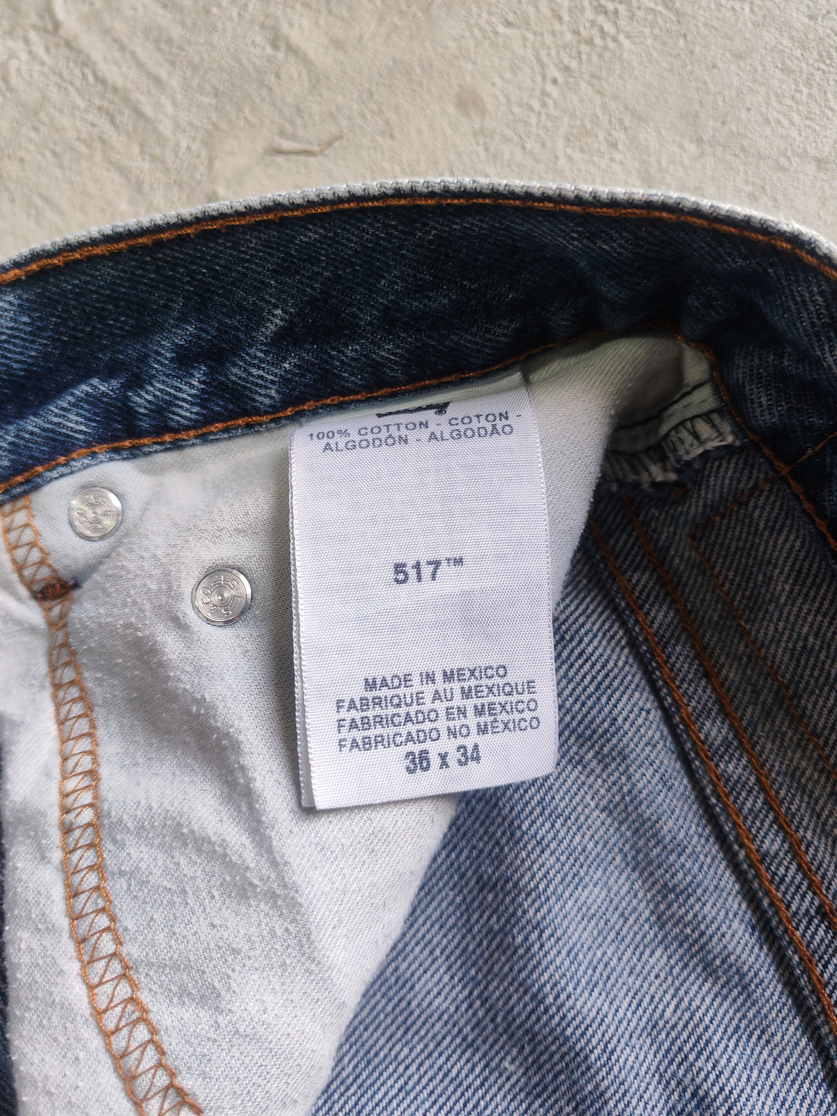 Jean Levi’s 517 Azul Bootcut Talla 36 × 34