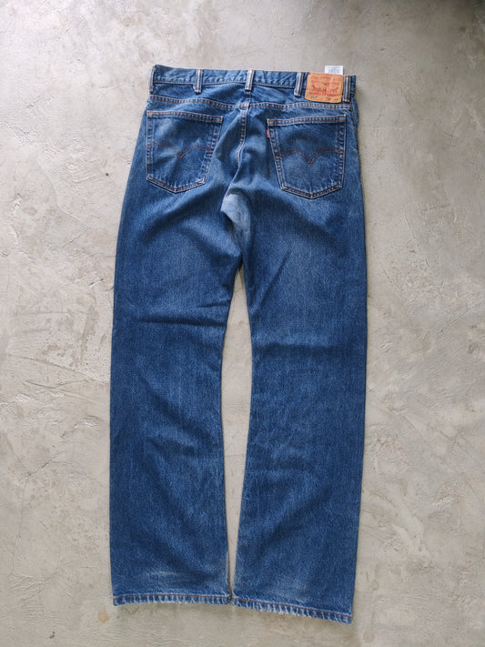 Jean Levi’s 517 Azul Bootcut Talla 36 × 34